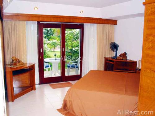 Royal Living Residence 25